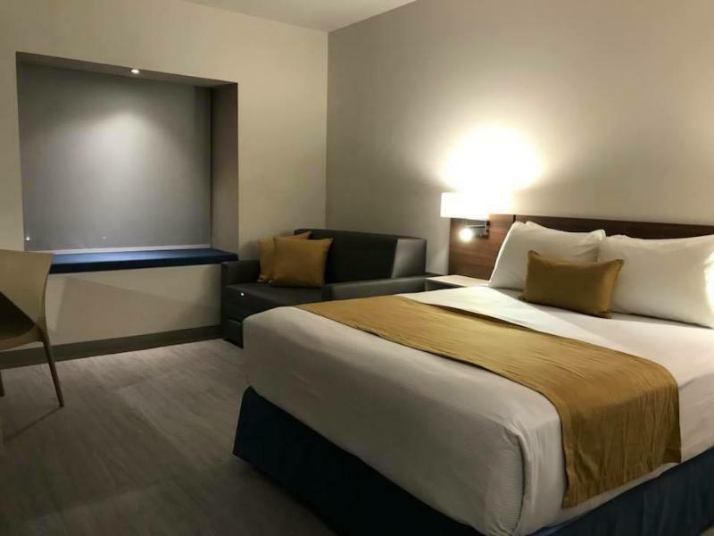 Microtel Inn & Suites By Wyndham איראפואטו מראה חיצוני תמונה