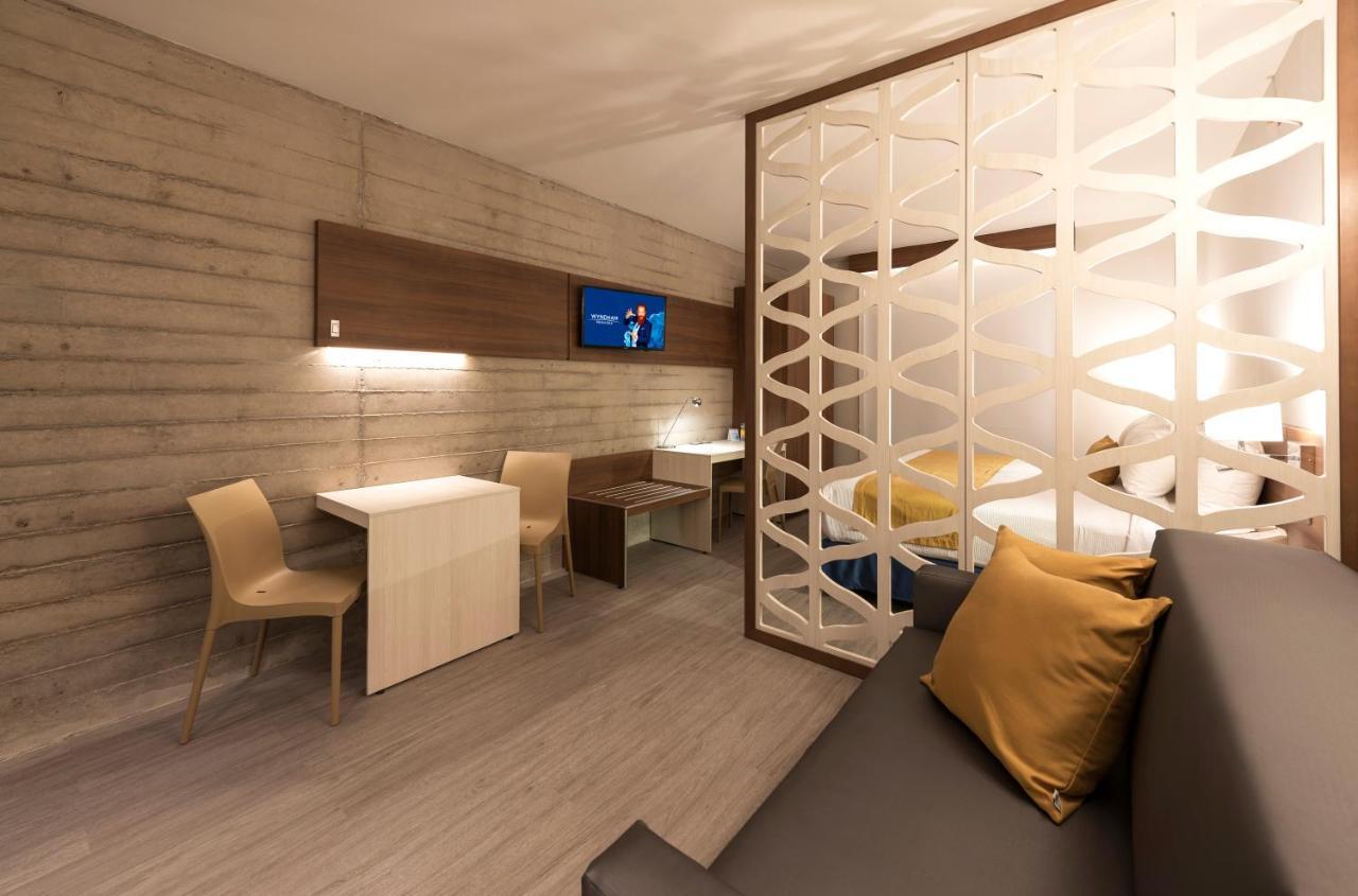 Microtel Inn & Suites By Wyndham איראפואטו מראה חיצוני תמונה